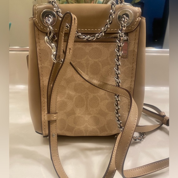 NWOT Coach Parker Convertible Backpack Crossbody Bag 16 Signature Canvas Beige - Picture 6 of 16